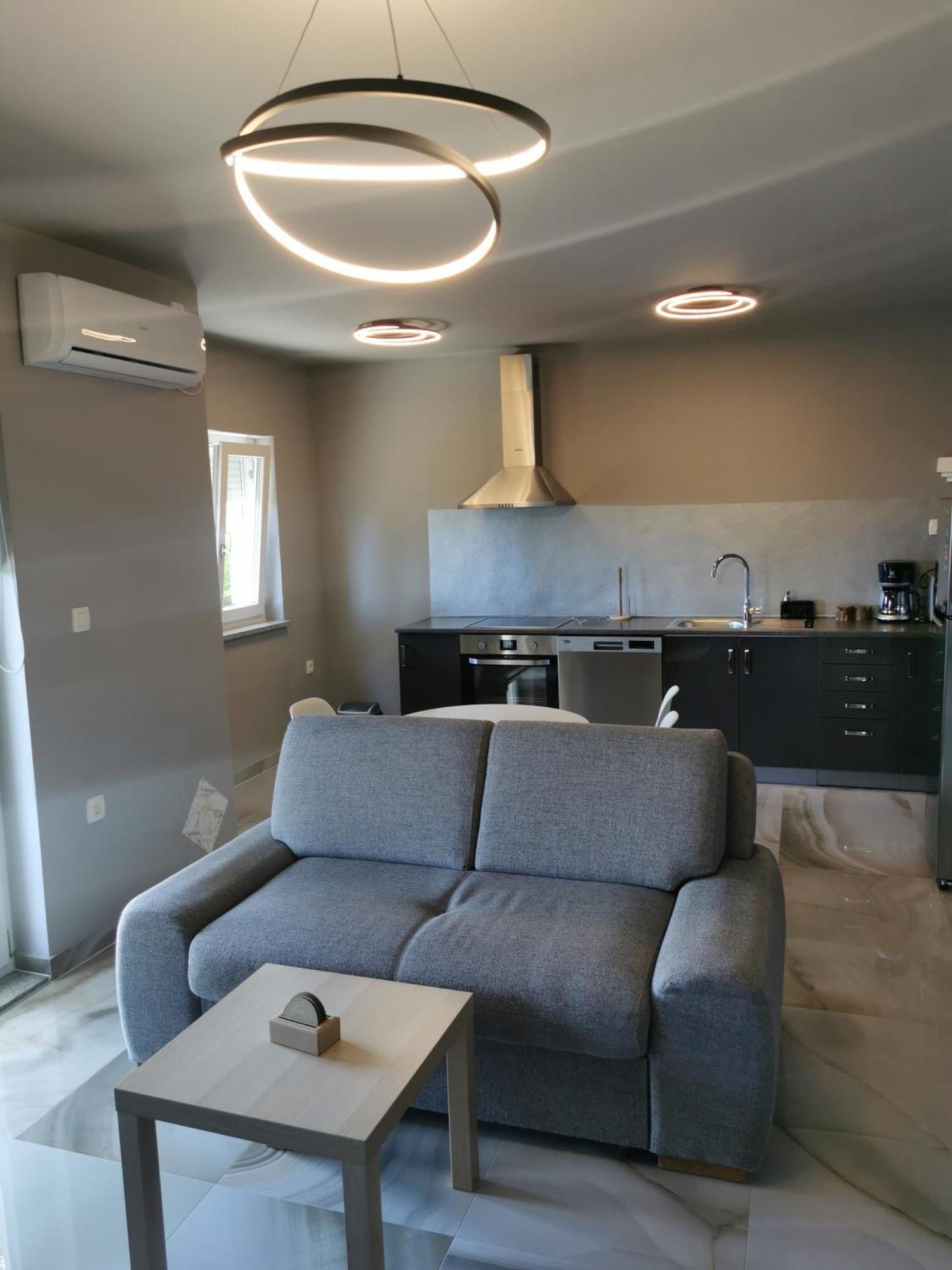 Apartment Luki Povile Exteriör bild