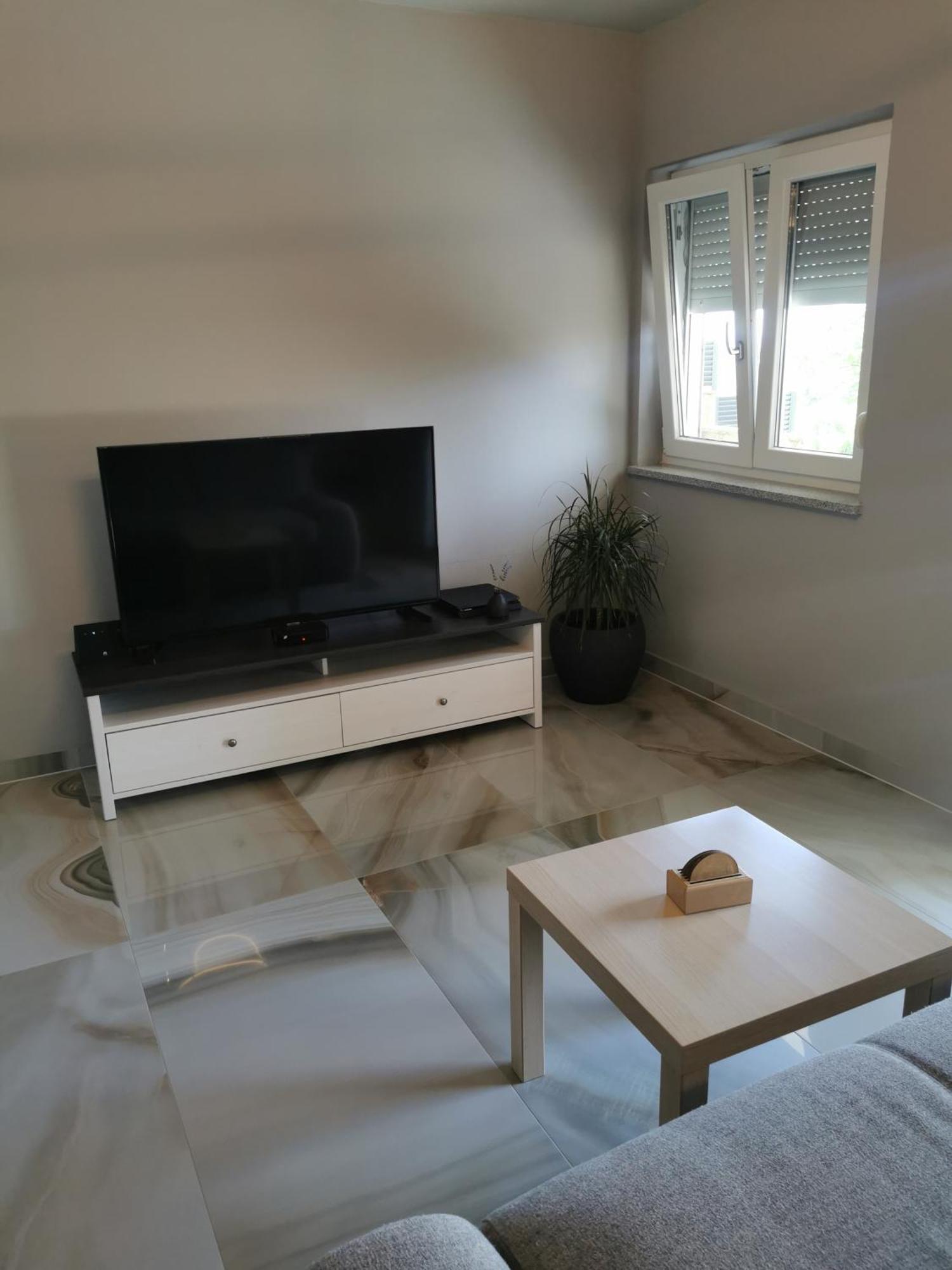 Apartment Luki Povile Exteriör bild